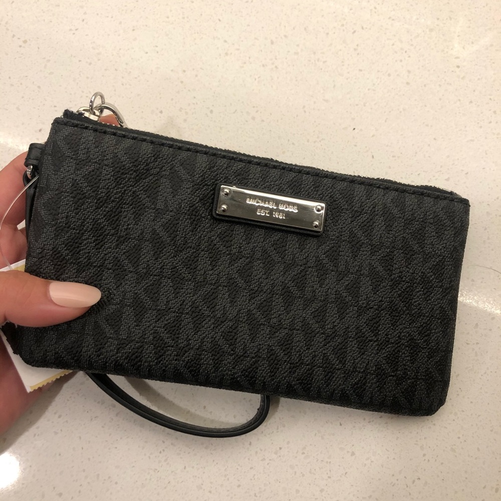 Michael Kors Wristlet
